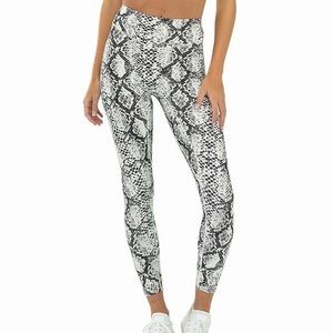 Balance Athletica NEW Ascend Leggings Python